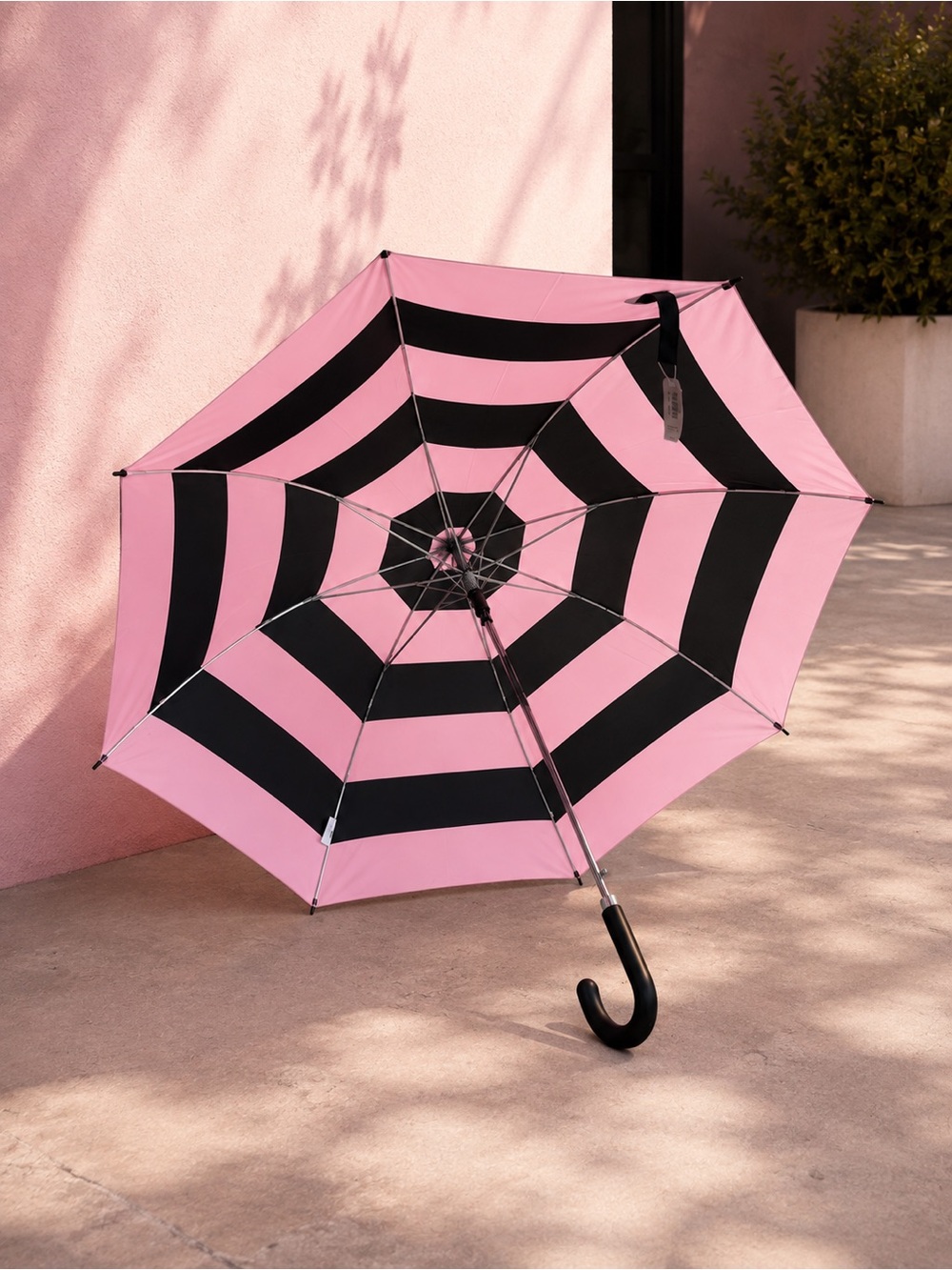 Victoria’s Secret Limited Edition Pink Black Stripe Full Size Umbrella - Picture 2 of 4
